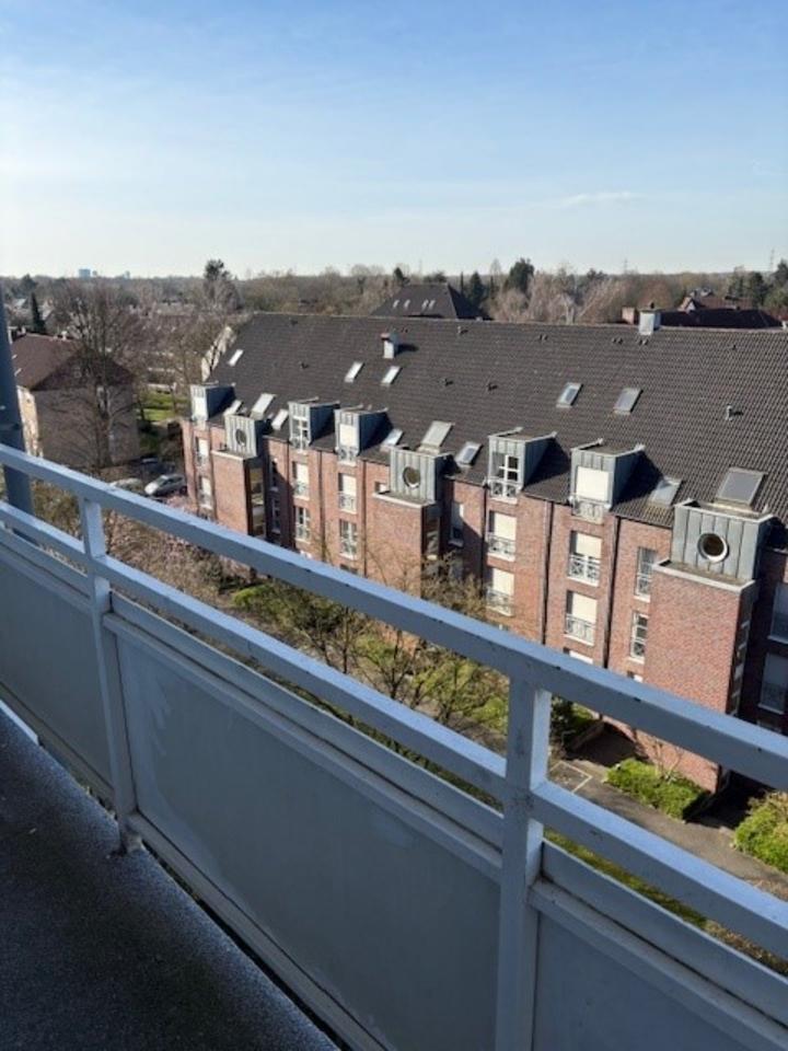 Helles, kernsaniertes Apart. mit Balkon in zentr. Lage i. Krefeld 1 zimmer