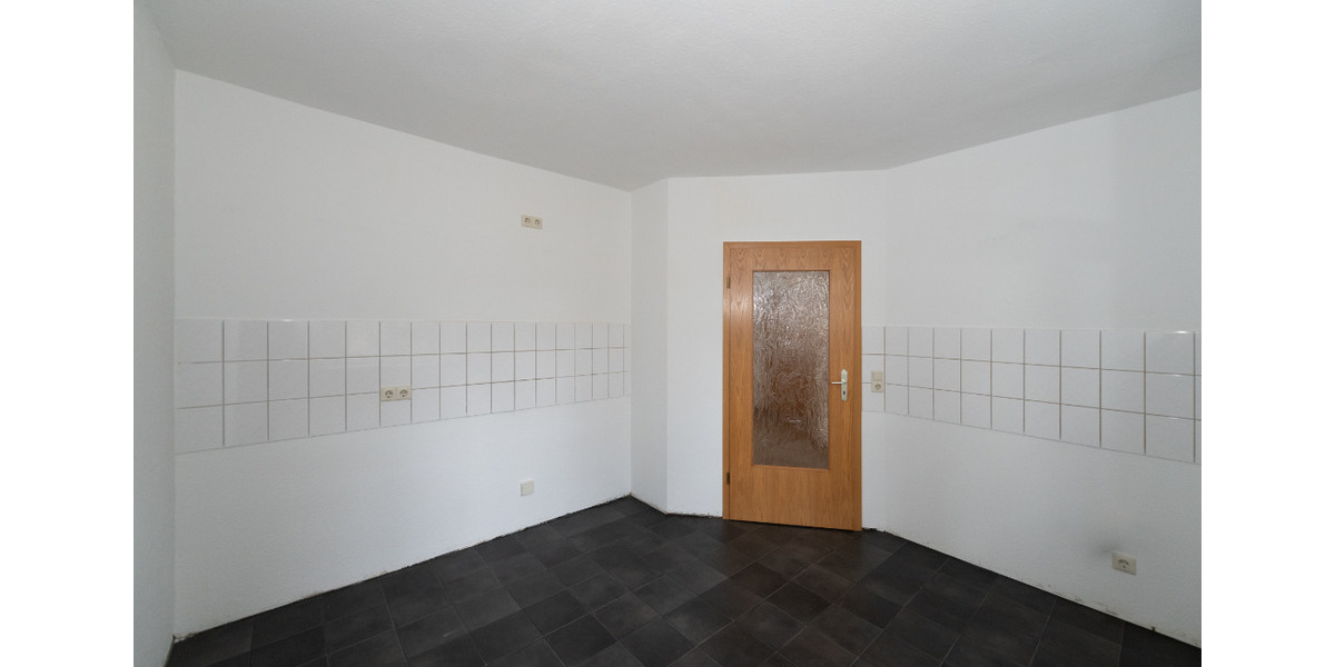 Erdgeschoßwohnung Werdau - 2 Zimmer, 57 m&sup2;, 343&euro; | Angebot:26006930