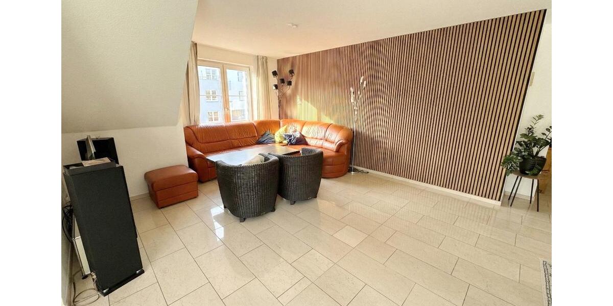 Dachgeschoßwohnung Dortmund Innenstadt Ost - 3 Zimmer, 116 m&sup2;, 1.450&euro; | Angebot:25639422