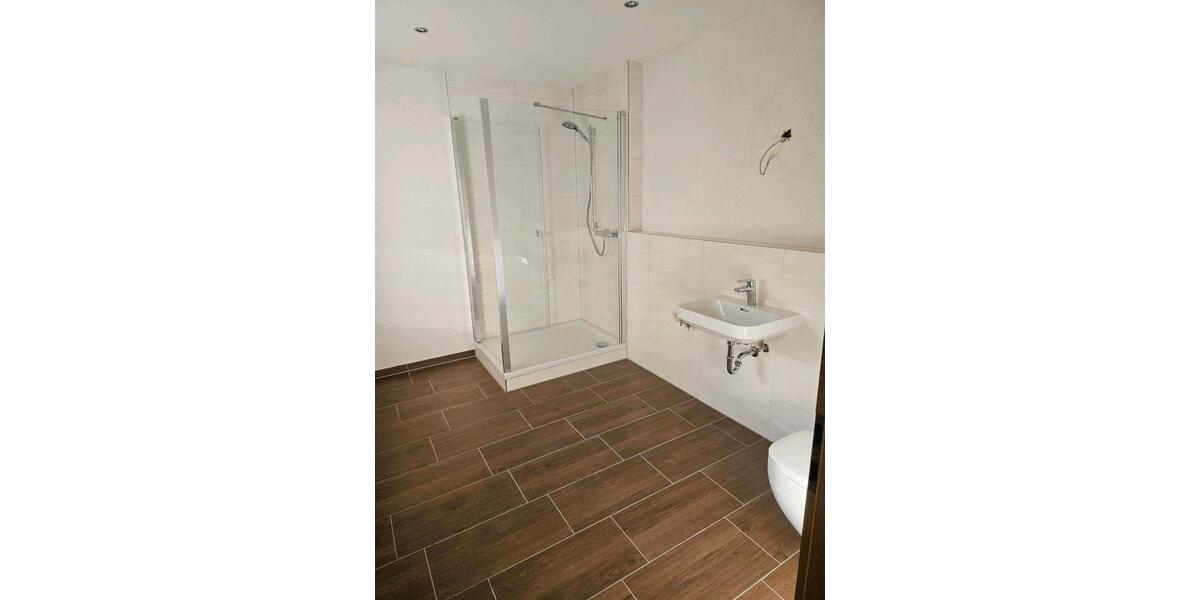 Dachgeschoßwohnung Finsterwalde - 3 Zimmer, 88 m&sup2;, 850&euro; | Angebot:25262251