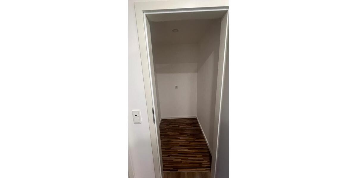 Etagenwohnung Montabaur - 4 Zimmer, 90 m&sup2;, 870&euro; | Angebot:26633478