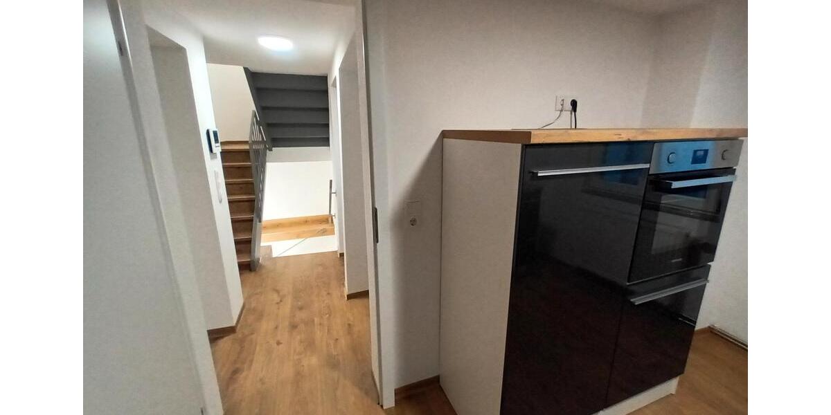 Einfamilienhaus Miltenberg - 4 Zimmer, 80 m&sup2;, 945&euro; | Angebot:26222981
