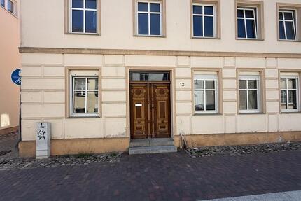 Wohnung Altentreptow - 2 Zimmer, 90 m&sup2;, 790&euro; | Angebot:26365413
