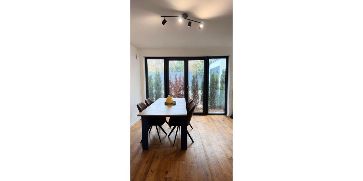 Erdgeschoßwohnung Germering - 2 Zimmer, 80 m&sup2;, 1.630&euro; | Angebot:25768004