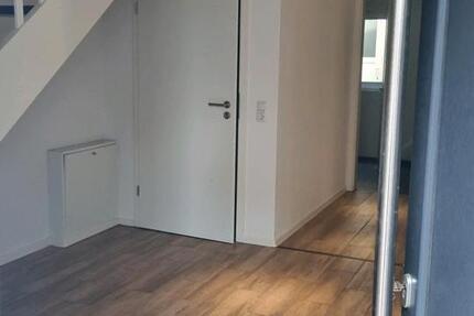 Haus Magdeburg Brückfeld - 4 Zimmer, 125 m&sup2;, 1.500&euro; | Angebot:27623910