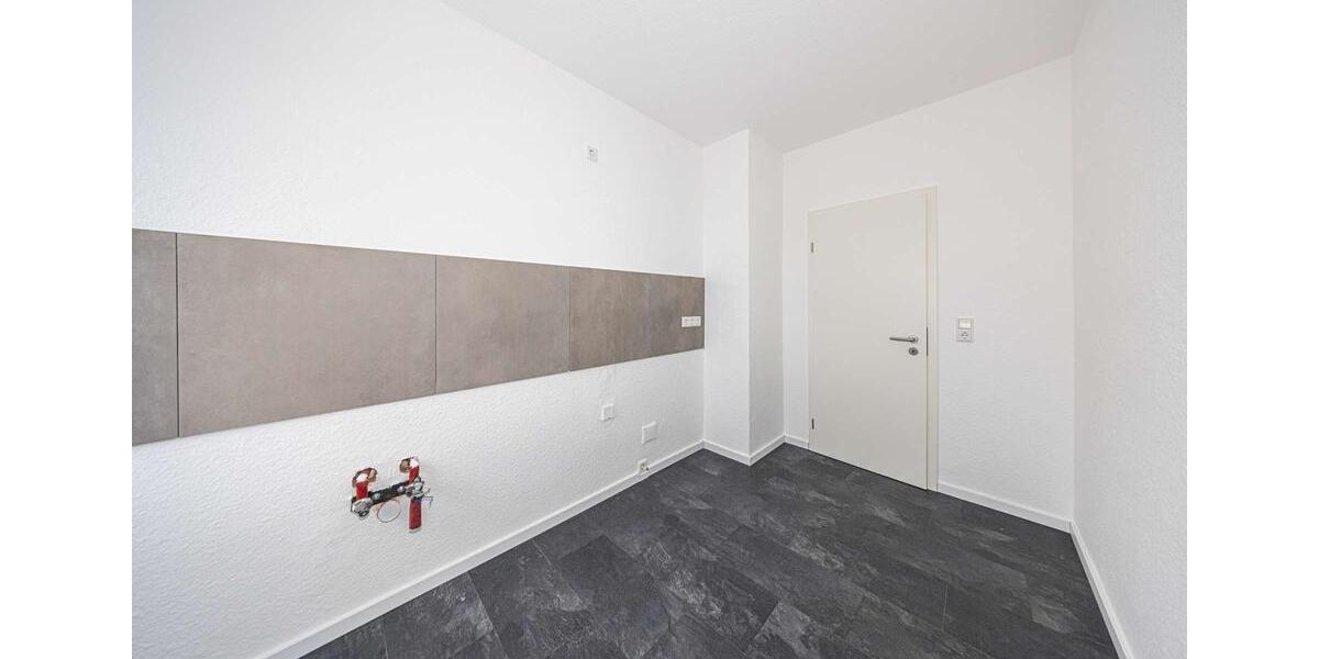 Etagenwohnung Borna - 3 Zimmer, 69 m&sup2;, 621&euro; | Angebot:26545916
