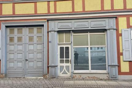 Wohnung Halberstadt - 4 Zimmer, 35 m&sup2;, 305&euro; | Angebot:24617802