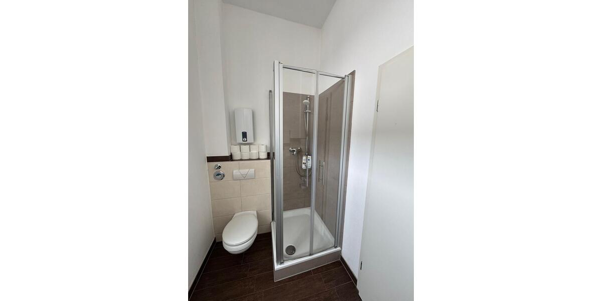 Etagenwohnung Bonn - 3 Zimmer, 85 m&sup2;, 1.200&euro; | Angebot:25322485