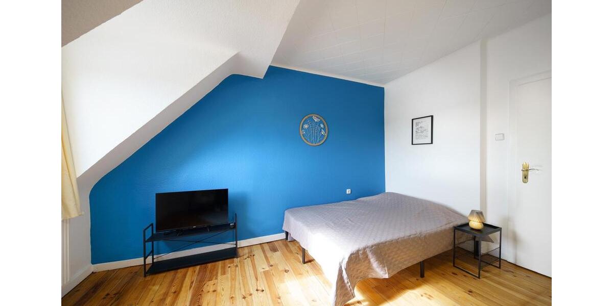 Dachgeschoßwohnung Saarbrücken West - 1 Zimmer, 48 m&sup2;, 790&euro; | Angebot:25942073