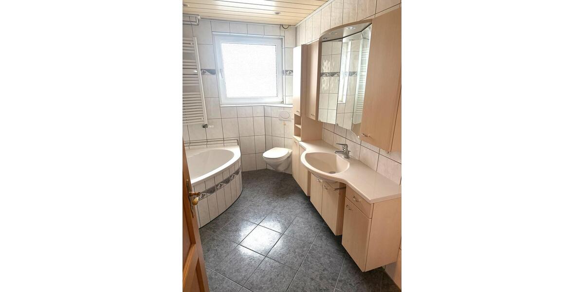Erdgeschoßwohnung Wolfsburg Almke - 4 Zimmer, 110 m&sup2;, 800&euro; | Angebot:24793538