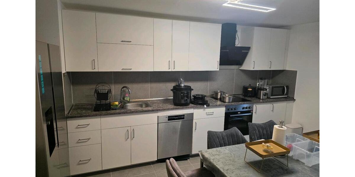 Wohnen auf Zeit Elmshorn - 3 Zimmer, 25 m&sup2;, 600&euro; | Angebot:25224020