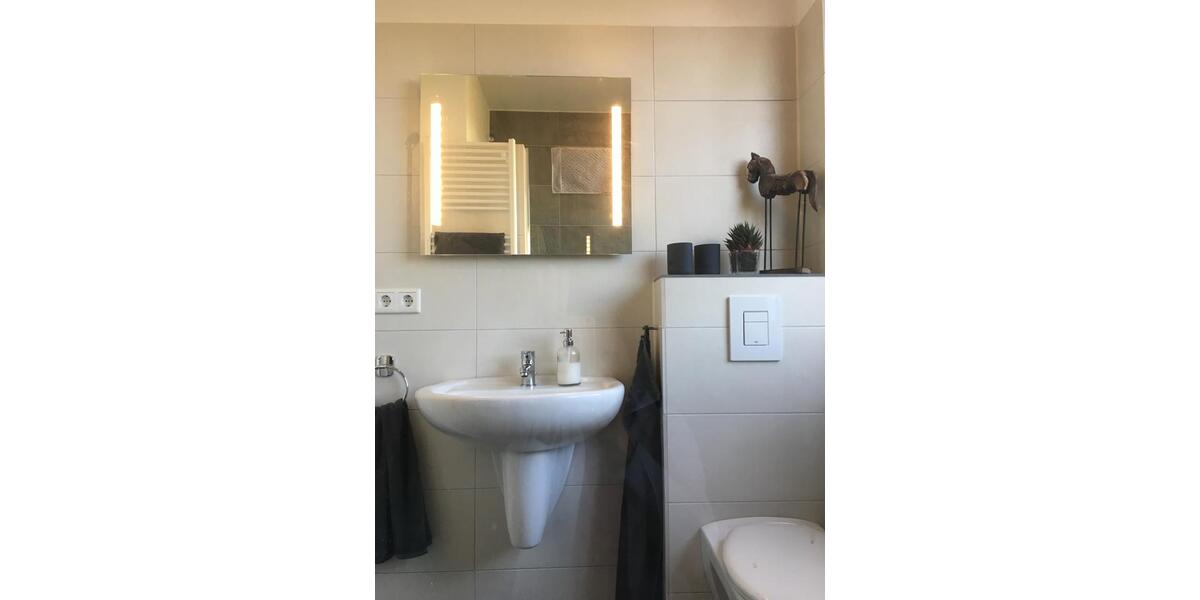 Wohnen auf Zeit Detmold Hakedahl - 3 Zimmer, 60 m&sup2;, 75&euro; | Angebot:26600450
