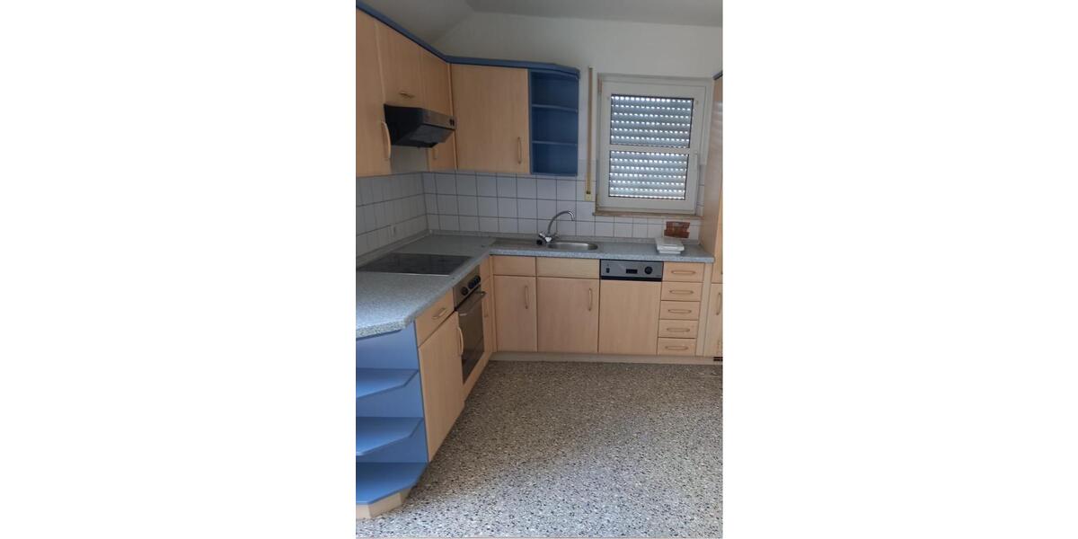 Dachgeschoßwohnung Niederstetten - 2 Zimmer, 68 m&sup2;, 510&euro; | Angebot:26673970
