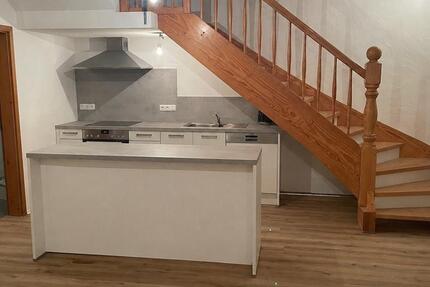 Wohnung Gunzenhausen - 2.5 Zimmer, 77 m&sup2;, 655&euro; | Angebot:26670280