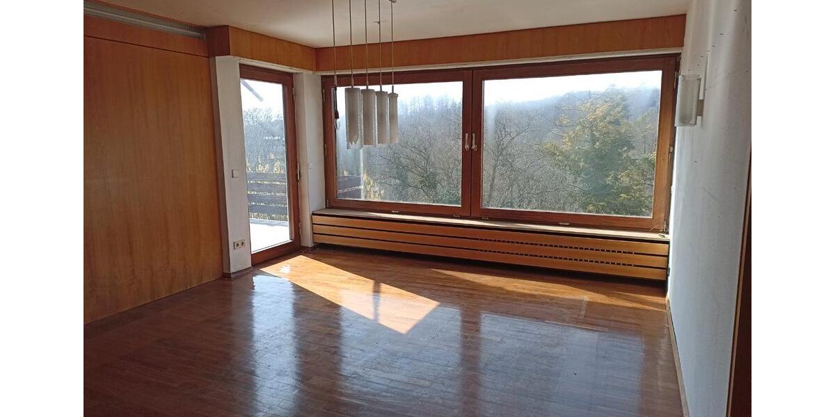 Dachgeschoßwohnung Ulm Obertalfingen - 4 Zimmer, 120 m&sup2;, 1.850&euro; | Angebot:26698304