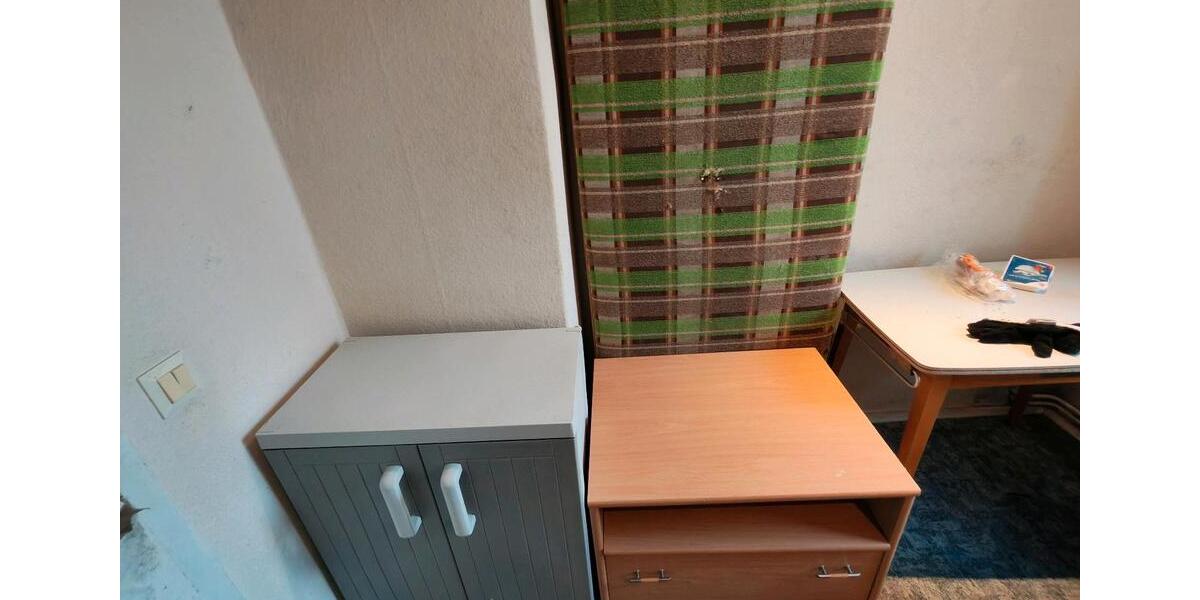 Etagenwohnung Freiberg - 1 Zimmer, 86 m&sup2;, 220&euro; | Angebot:25068247