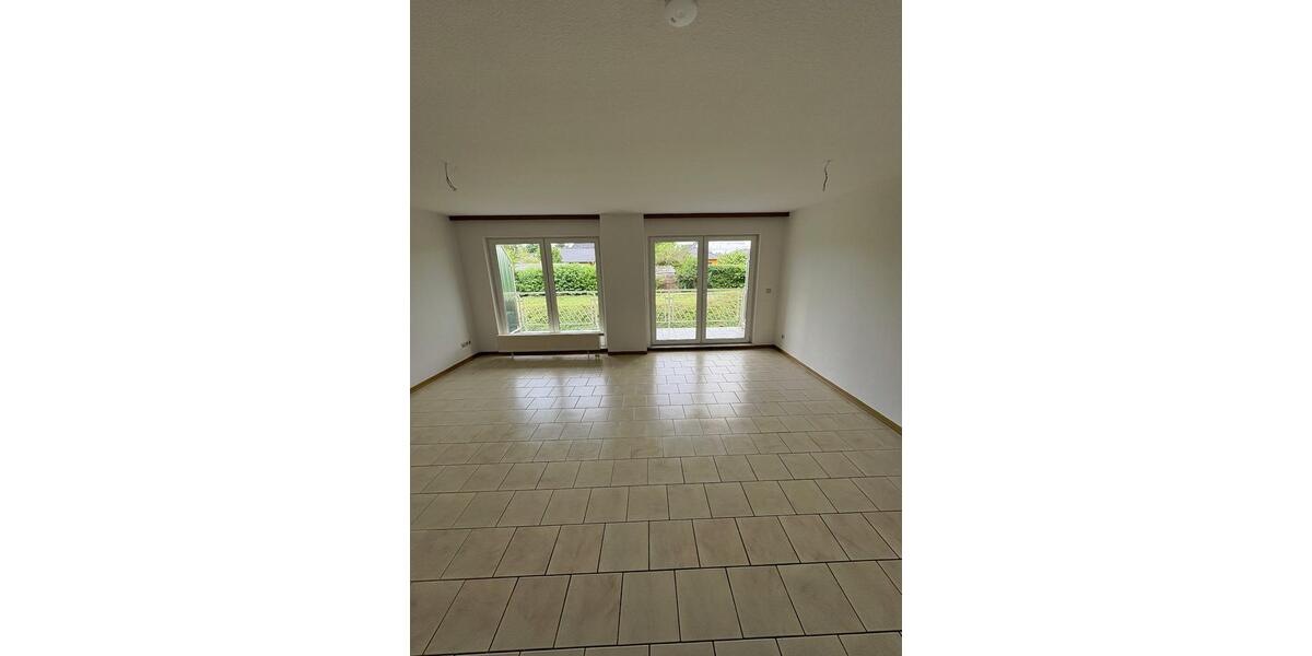 Hochparterre Burg - 1 Zimmer, 44 m&sup2;, 320&euro; | Angebot:21581396