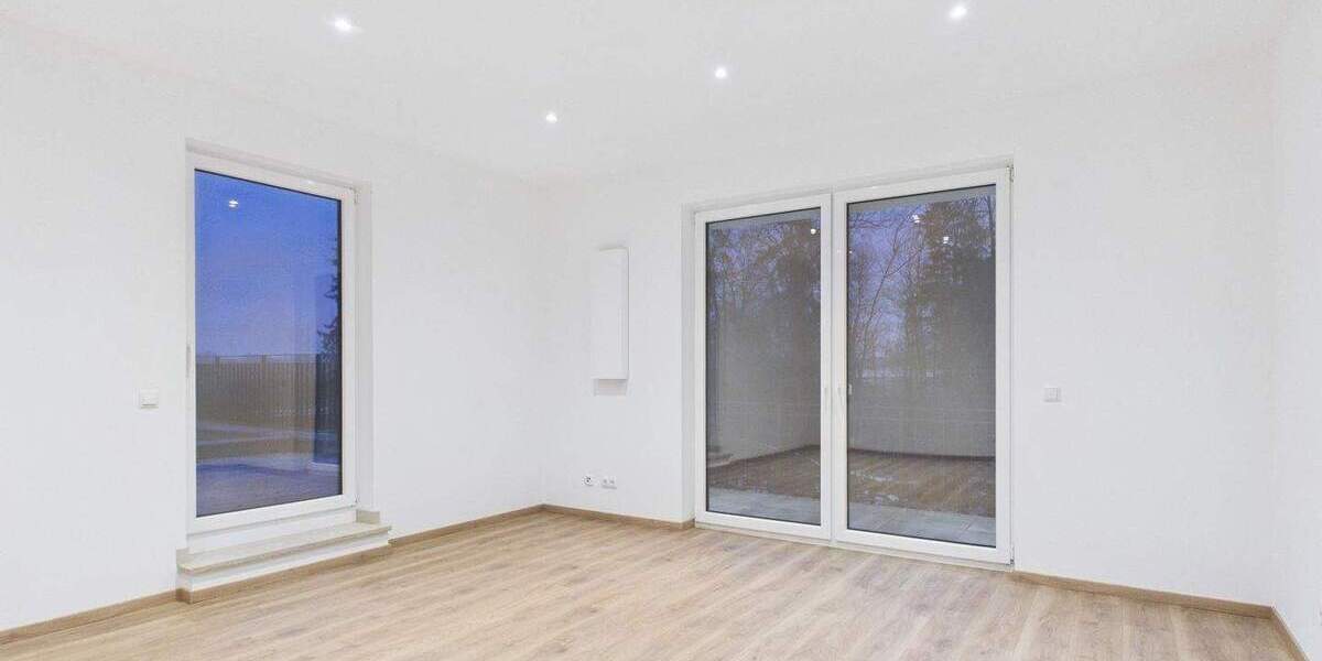 Doppelhaushälfte Moosinning Eichenried - 8 Zimmer, 315 m&sup2;, 3.900&euro; | Angebot:25708230