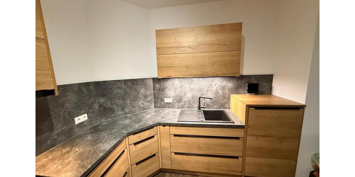 Erdgeschoßwohnung Bitterfeld-Wolfen Wolfen - 2 Zimmer, 88 m&sup2;, 970&euro; | Angebot:24844429