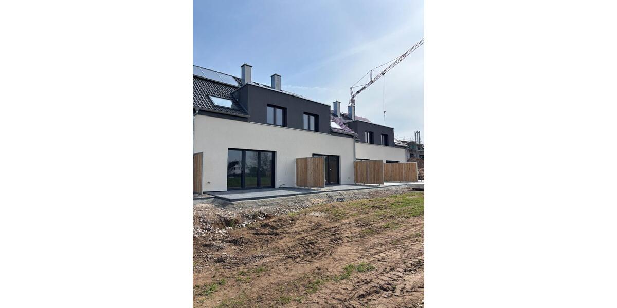 Sparen Sie bis zu 30% Energiekosten Neubau RH Whg. in Crimmitschau, Bebelstraße inkl. Kaminofen 4.5 zimmer