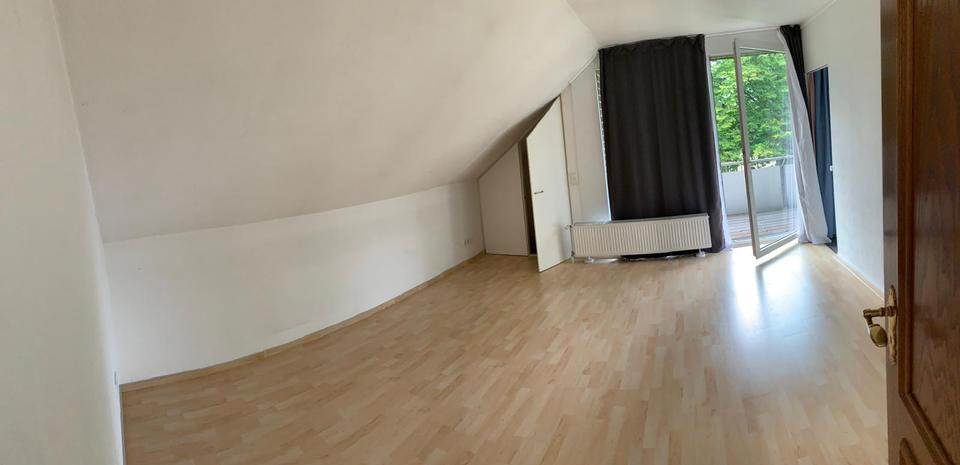 Dachgeschoßwohnung Horn-Bad Meinberg Bad Meinberg - 3 Zimmer, 90 m&sup2;, 680&euro; | Angebot:26182178