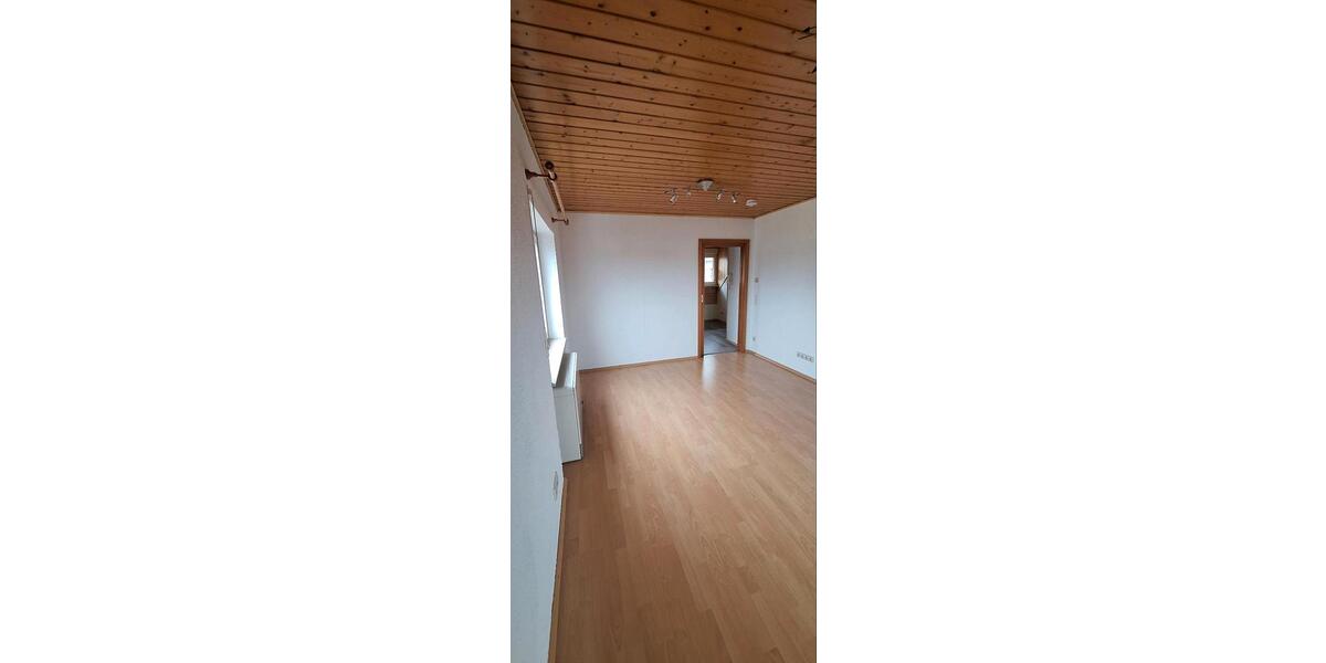 Dachgeschoßwohnung Schönenberg-Kübelberg Kübelberg - 2 Zimmer, 55 m&sup2;, 560&euro; | Angebot:24754928