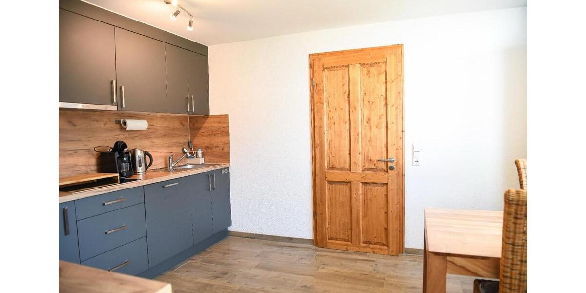 Erdgeschoßwohnung Sonnenbühl - 2 Zimmer, 60 m&sup2;, 85&euro; | Angebot:26416020