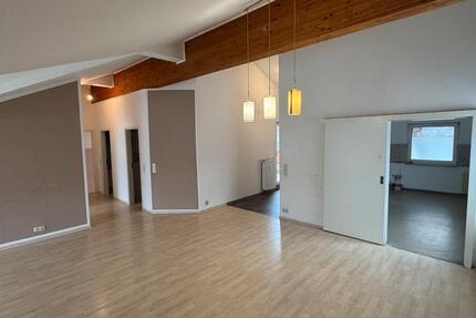 Wohnung Glauburg - 3 Zimmer, 85 m&sup2;, 950&euro; | Angebot:25792448