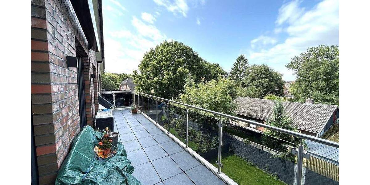 Etagenwohnung Bremerhaven Lehe - 2 Zimmer, 69 m&sup2;, 830&euro; | Angebot:25676341