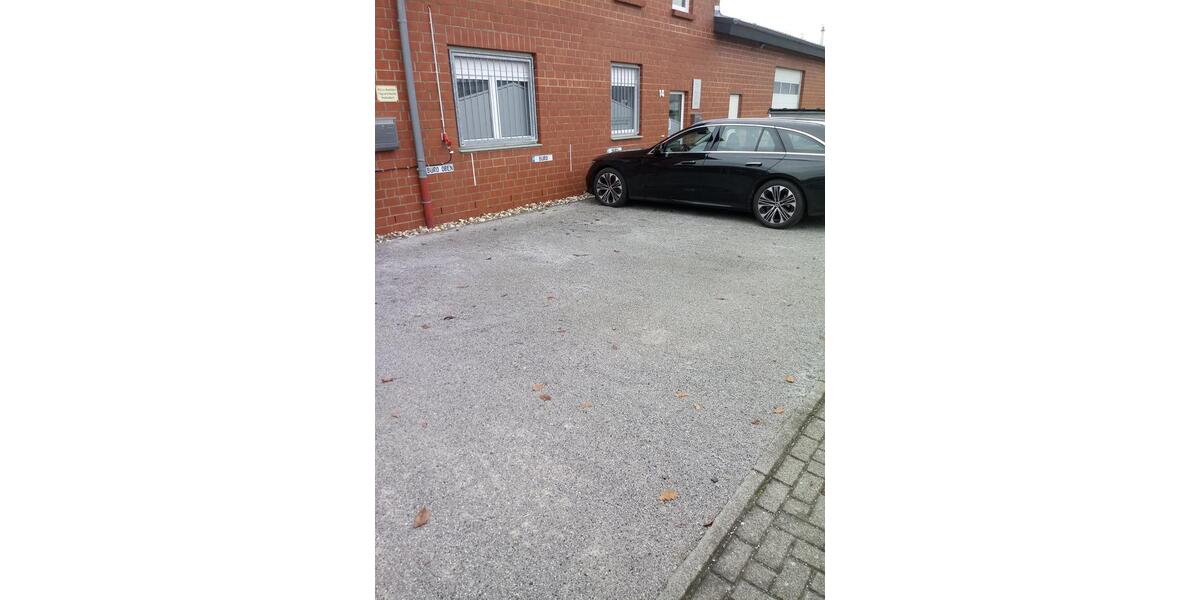 Werkhalle mit Büro im Gewerbegebiet Dernekamp zimmer