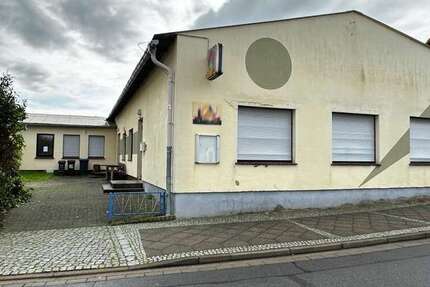 Büro in Klötze 1.000 € 240 m²