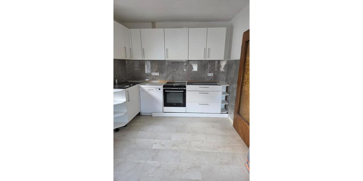 Etagenwohnung Karben - 3 Zimmer, 123 m&sup2;, 1.400&euro; | Angebot:24372327