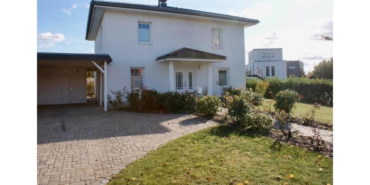 Einfamilienhaus Rastow - 6 Zimmer, 180 m&sup2;, 2.280&euro; | Angebot:25641665