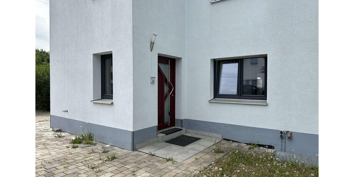Etagenwohnung Friedberg - 3 Zimmer, 118 m&sup2;, 1.700&euro; | Angebot:26632572