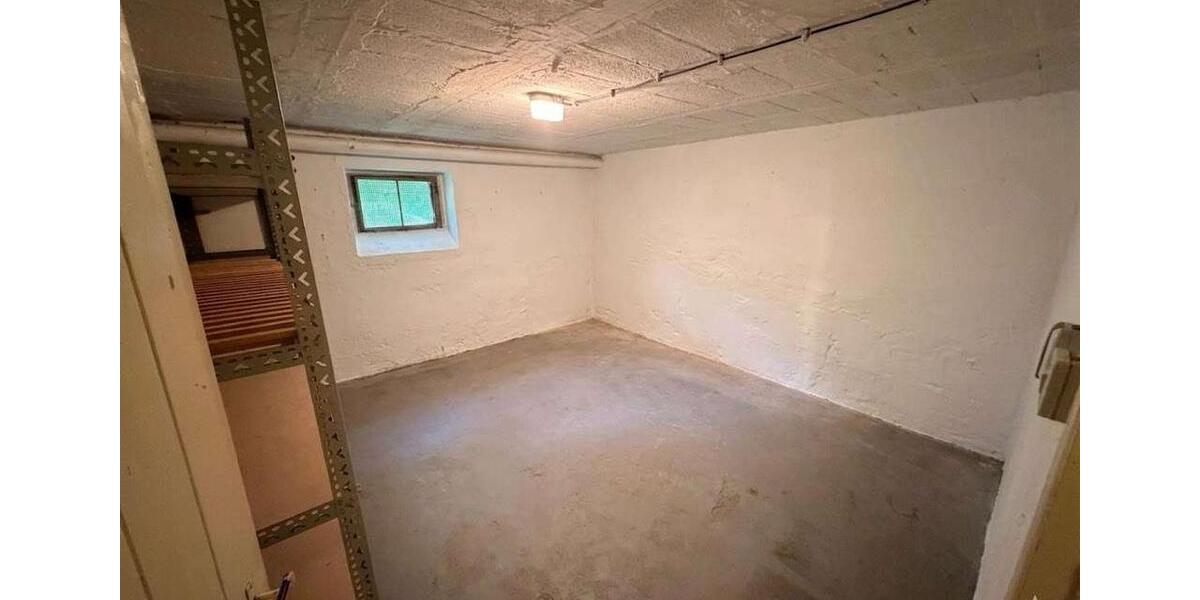 Etagenwohnung Siegen Kaan-Marienborn - 2 Zimmer, 75 m&sup2;, 990&euro; | Angebot:26704129