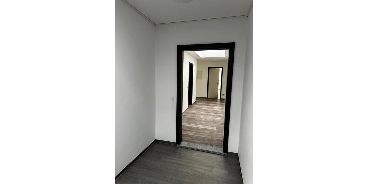 Etagenwohnung Auerbach/Vogtland Vogtland - 3 Zimmer, 102 m&sup2;, 700&euro; | Angebot:26699293