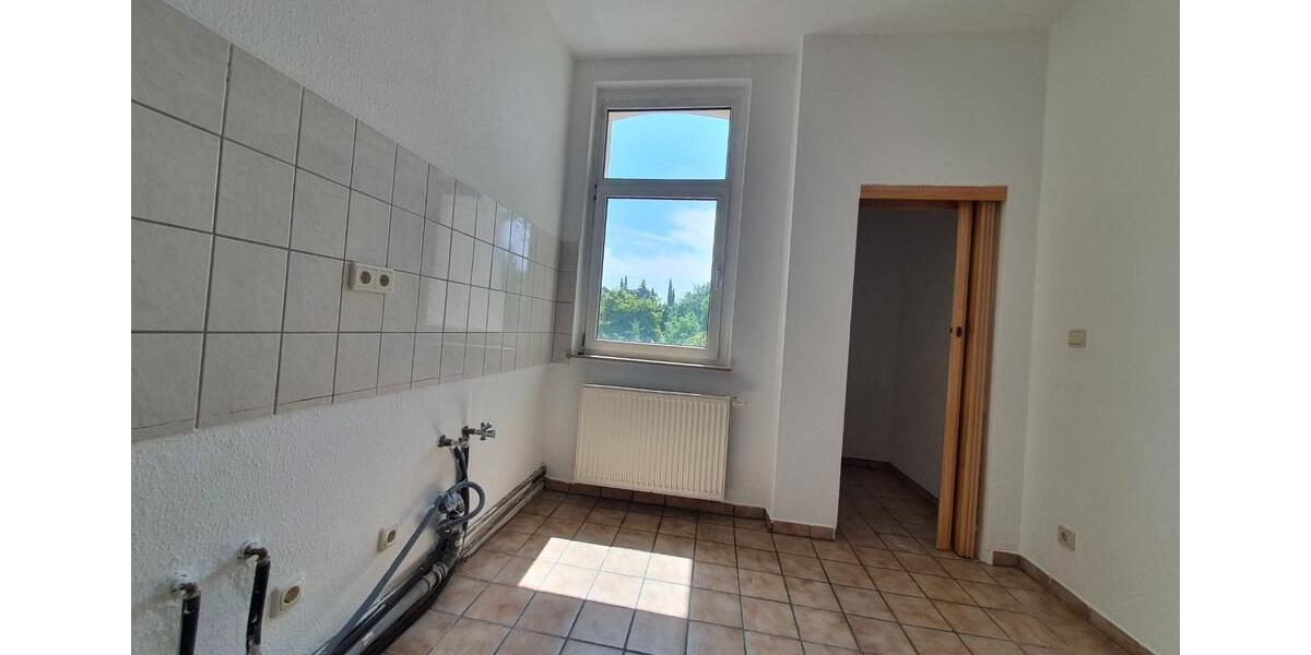 Etagenwohnung Apolda - 4 Zimmer, 98 m&sup2;, 870&euro; | Angebot:24672572