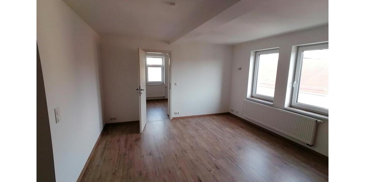 Dachgeschoßwohnung Sonneberg - 2 Zimmer, 62 m&sup2;, 590&euro; | Angebot:25976122
