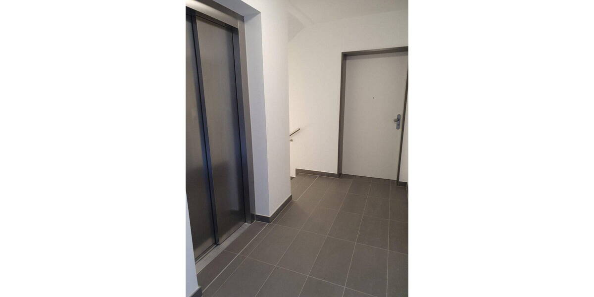 Etagenwohnung Tornesch Esingen - 3 Zimmer, 107 m&sup2;, 1.580&euro; | Angebot:26741015