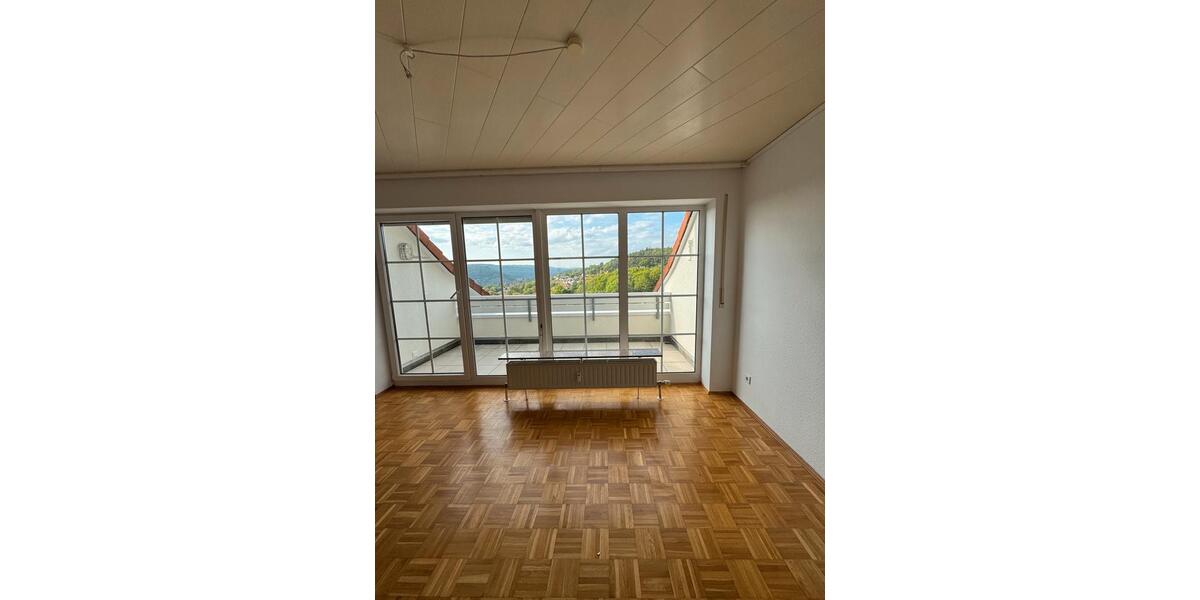 Dachgeschoßwohnung Hann. Münden - 3 Zimmer, 83 m&sup2;, 1.250&euro; | Angebot:26511930