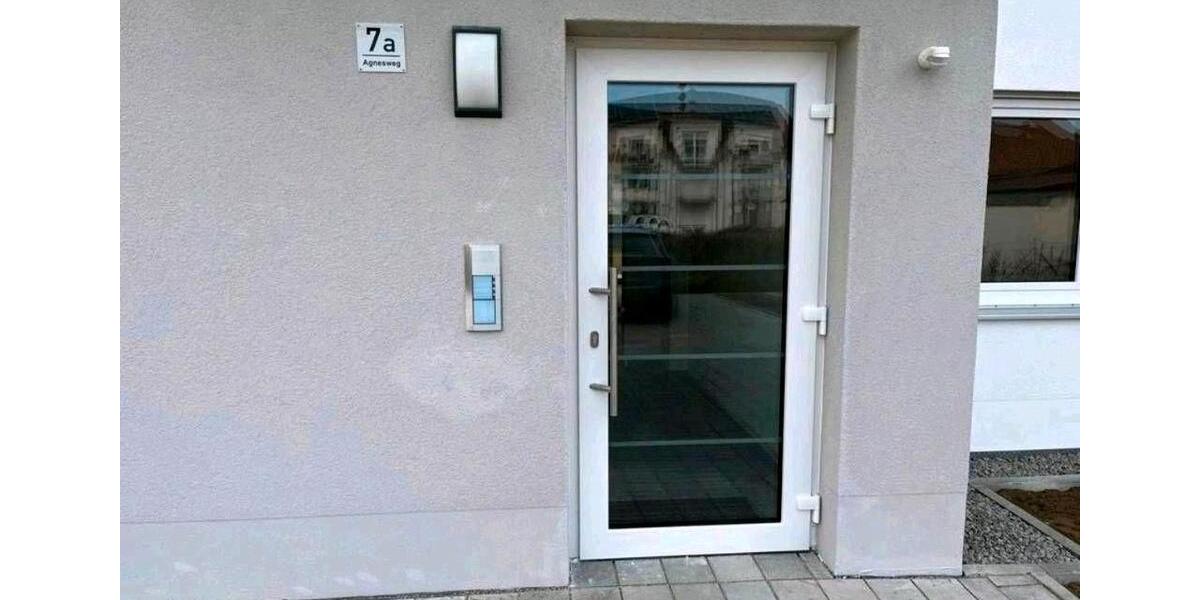 Etagenwohnung Dingolfing - 2 Zimmer, 50 m&sup2;, 600&euro; | Angebot:25292410