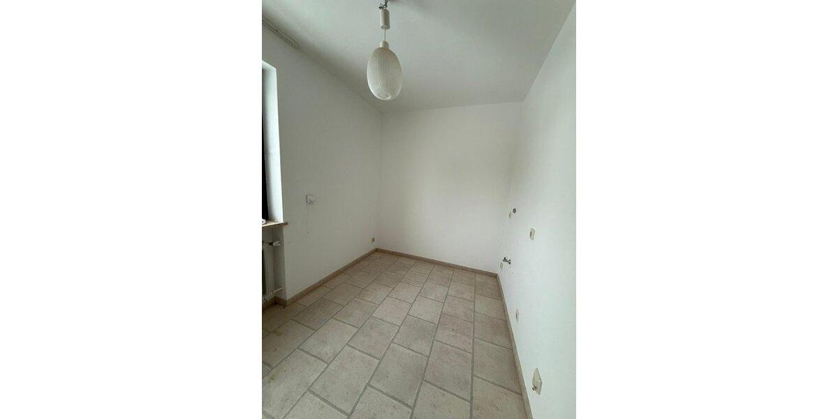 Etagenwohnung Selb - 2 Zimmer, 54 m&sup2;, 590&euro; | Angebot:26094588