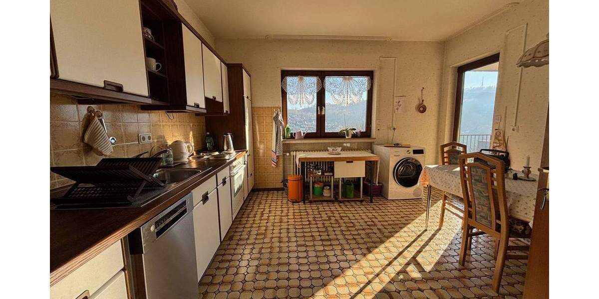 Etagenwohnung Engelskirchen Ründeroth - 4 Zimmer, 127 m&sup2;, 1.100&euro; | Angebot:24333330