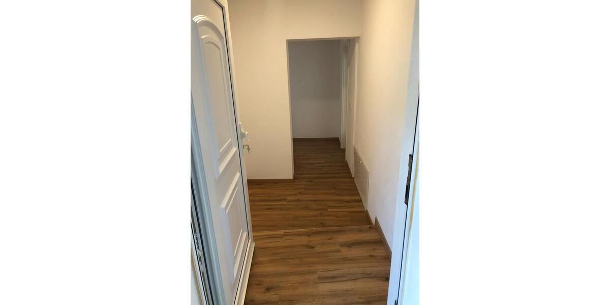 Etagenwohnung Grimma - 4 Zimmer, 106 m&sup2;, 1.170&euro; | Angebot:25055046