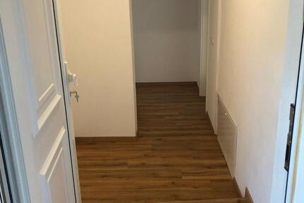 Wohnung Grimma - 4 Zimmer, 106 m&sup2;, 1.170&euro; | Angebot:25055046