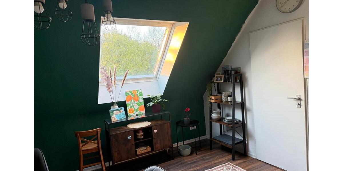 Dachgeschoßwohnung Garbsen Berenbostel - 2.5 Zimmer, 67 m&sup2;, 649&euro; | Angebot:26005637