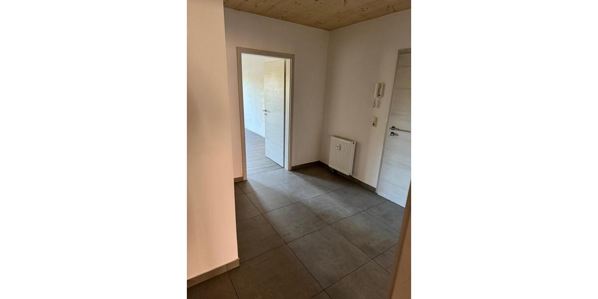 Terrassenwohnung Schleiz - 3 Zimmer, 83 m&sup2;, 462&euro; | Angebot:26262175