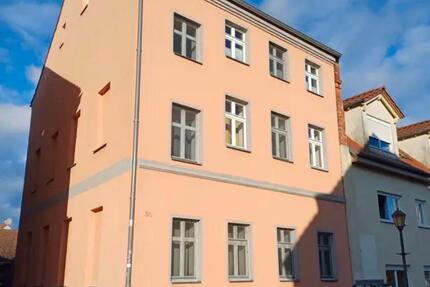 Wohnung Storkow (Mark) - 2 Zimmer, 80 m&sup2;, 1.050&euro; | Angebot:24816059