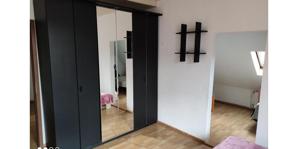 Dachgeschoßwohnung Wiesloch - 2.5 Zimmer, 59 m&sup2;, 800&euro; | Angebot:25993864