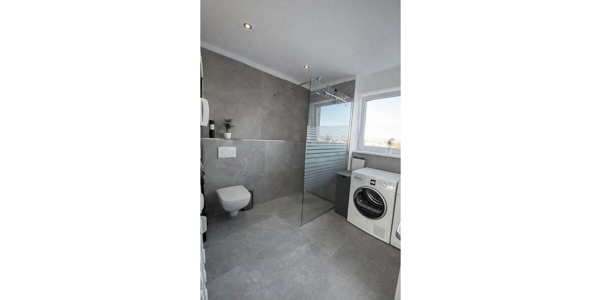 Wohnen auf Zeit Baunatal - 3.5 Zimmer, 90 m&sup2;, 2.200&euro; | Angebot:24684097